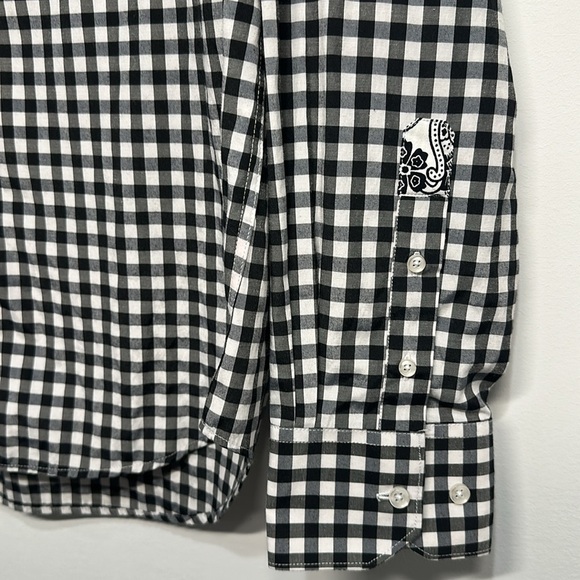 Justins Black and White Casual Button Down Shirt - Picture 4 of 7
